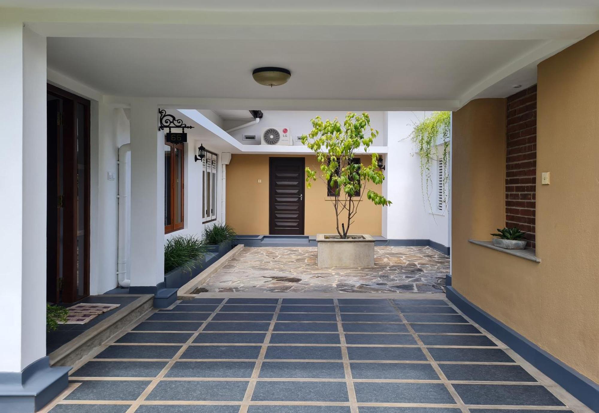 City Oasis 66 Negombo Exterior photo